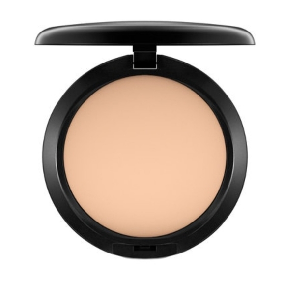 New in box, never tested. MAC Studio Fix Powder Plus Foundation in NW22 - Picture 3 of 3